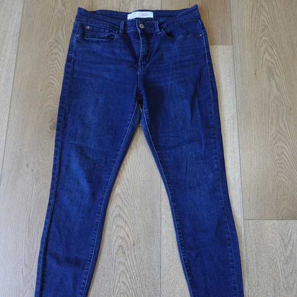 Levi’s Signature Mid Rise Skinny Jeans Women’s 10M (W30 L30) Dark Wash Stretch D - Picture 1 of 5